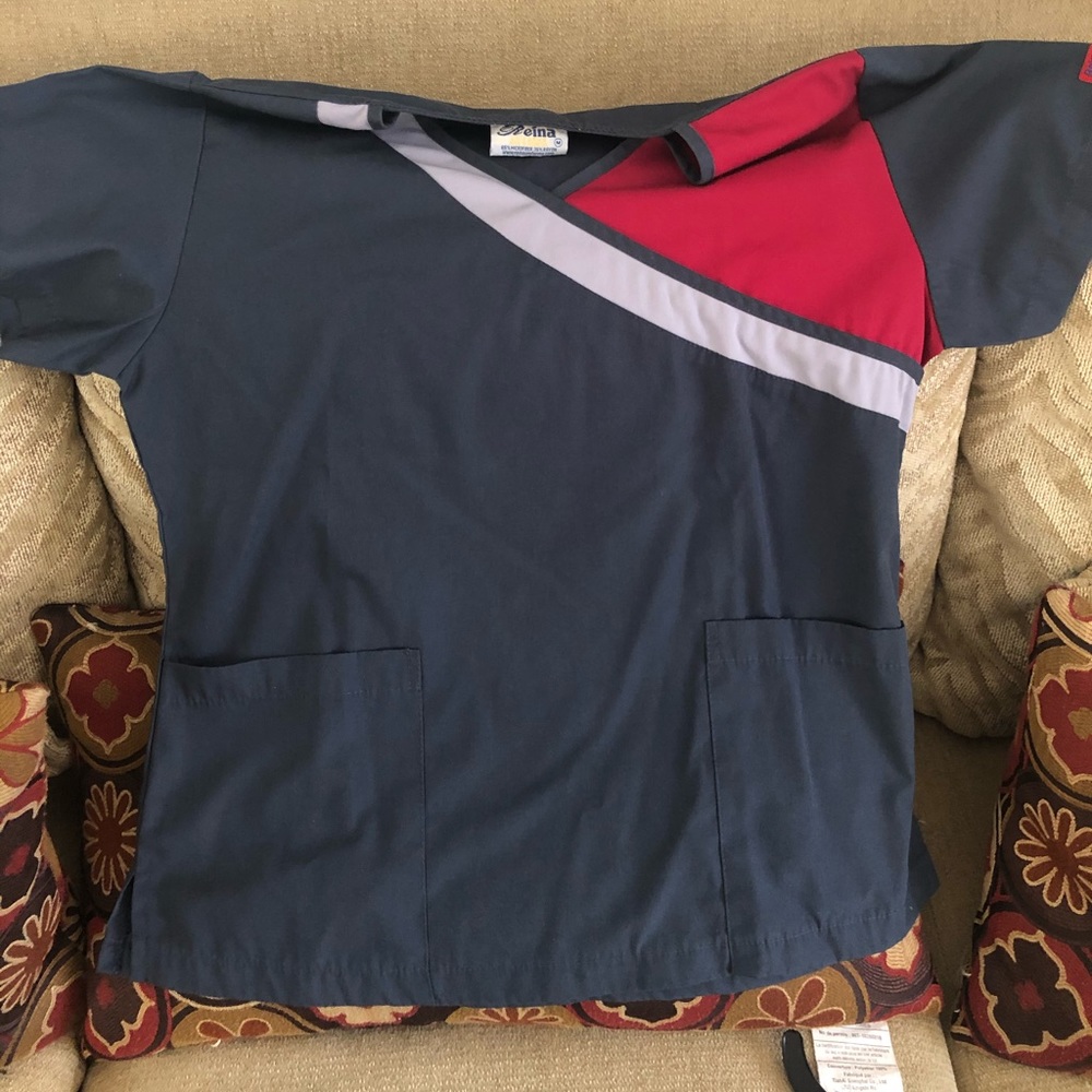 Reina Scrub Top